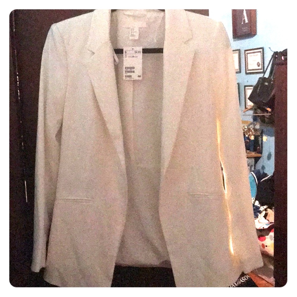 Off-white blazer